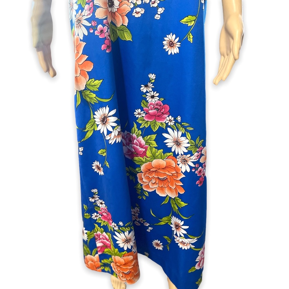 Vintage Malama Sophisticates Hawaii Caftan - Picture 4 of 9